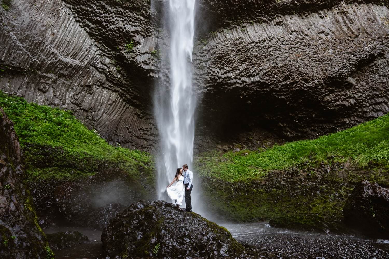 Oregon Latourell Falls Elopement The Gorge 