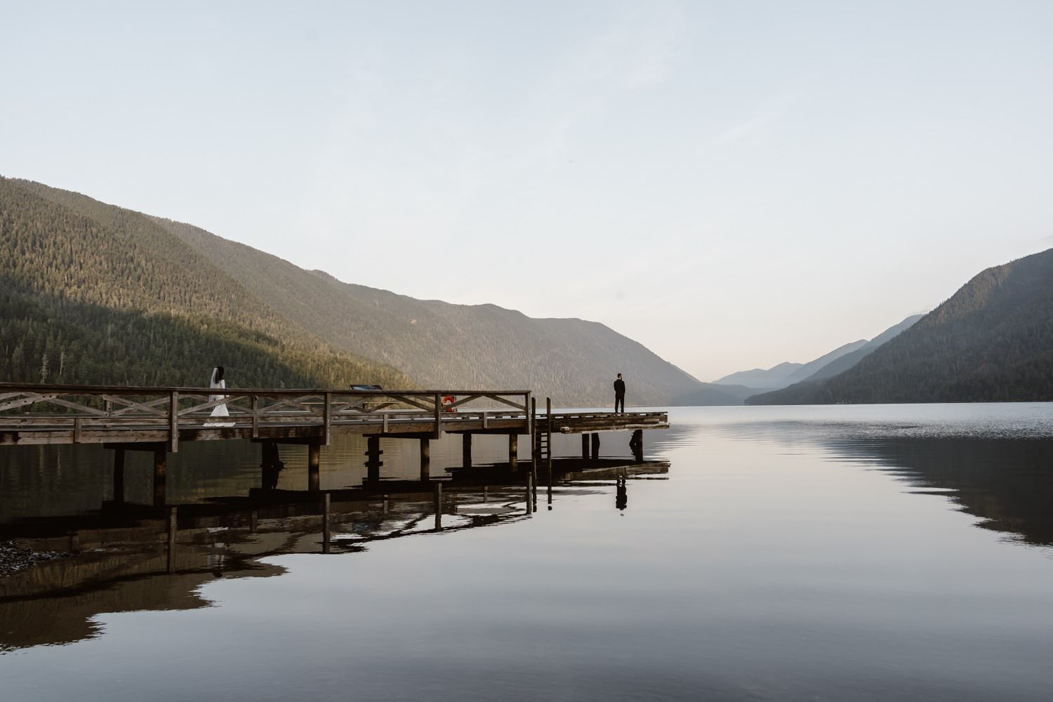 First Look Lake Crescent Olympic National Park Elopement