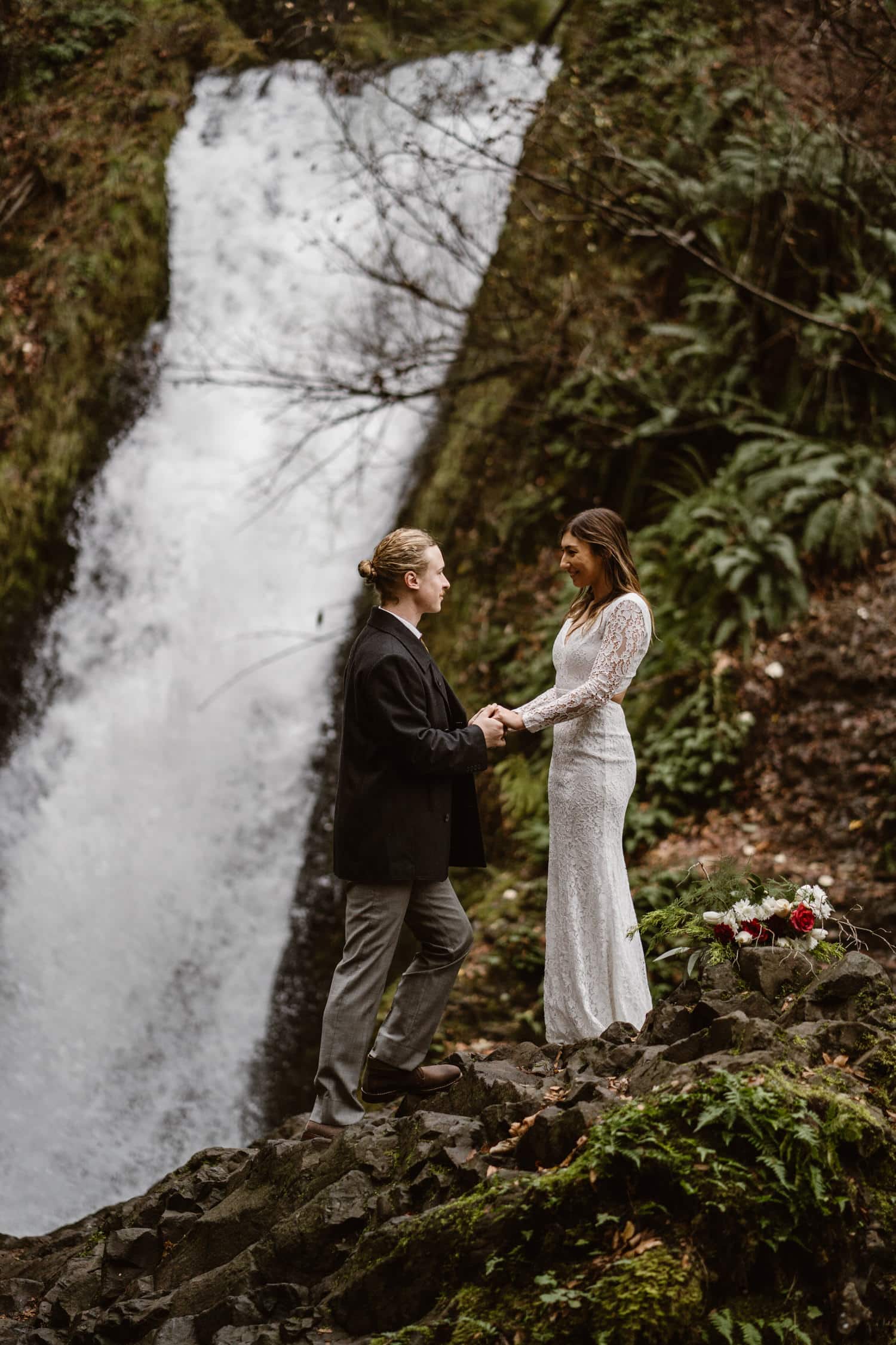 Oregon Waterfall Elopement