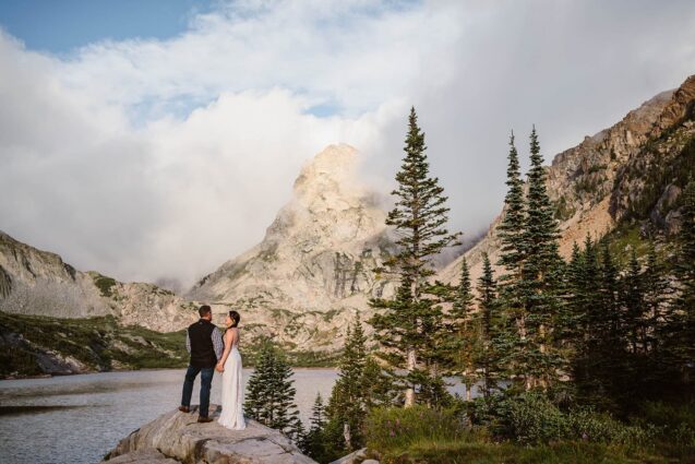 Couple eloping at Lake Isabelle near Brainard Lake in Colorado